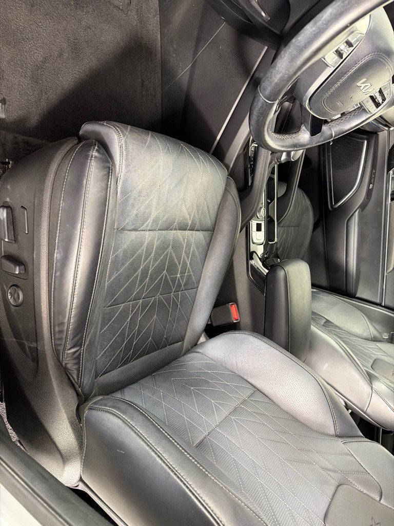 Used 2023 Kia Telluride SX Prestige X-Pro AWD/4WD image 12