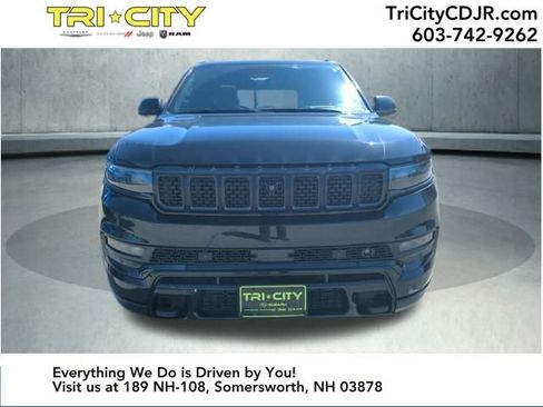 Used 2023 Jeep Grand Wagoneer Series III w/ Quick Order Packagew 28T image 8
