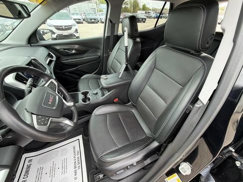 Used 2022 GMC Terrain SLT w/ Tech Package AWD/4WD image 24