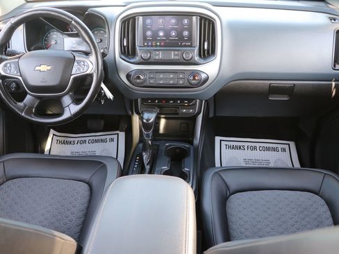 Used 2022 Chevrolet Colorado Z71 image 16