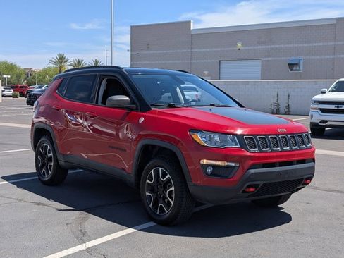 Used 2020 Jeep Compass Trailhawk image 3