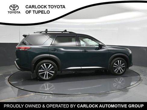 Used 2025 Nissan Pathfinder Platinum AWD/4WD image 4