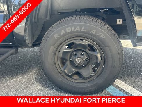 Used 2021 Toyota Tacoma SR w/ SR Convenience Package RWD image 12