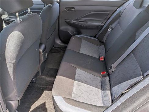 Used 2025 Nissan Versa SV FWD image 17