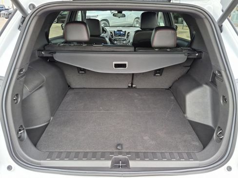 Used 2023 Chevrolet Equinox RS AWD/4WD image 25
