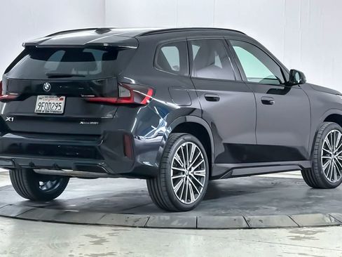 Certified 2023 BMW X1 xDrive28i w/ Premium Package image 2