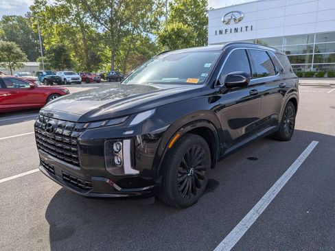 Used 2024 Hyundai Palisade Calligraphy AWD/4WD image 4