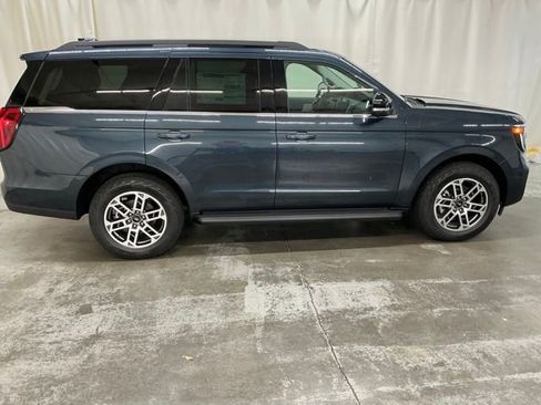 New 2026 Ford Expedition Active AWD/4WD image 2