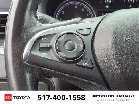 Used 2018 Buick Enclave Essence FWD image 20