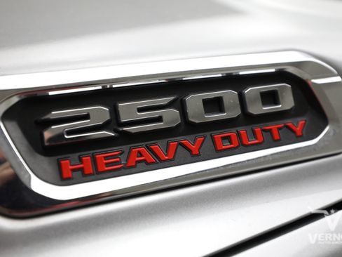 Used 2024 RAM 2500 Big Horn AWD/4WD image 11