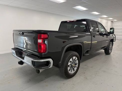 Used 2025 Chevrolet Silverado 2500 LT w/ Safety Package image 6