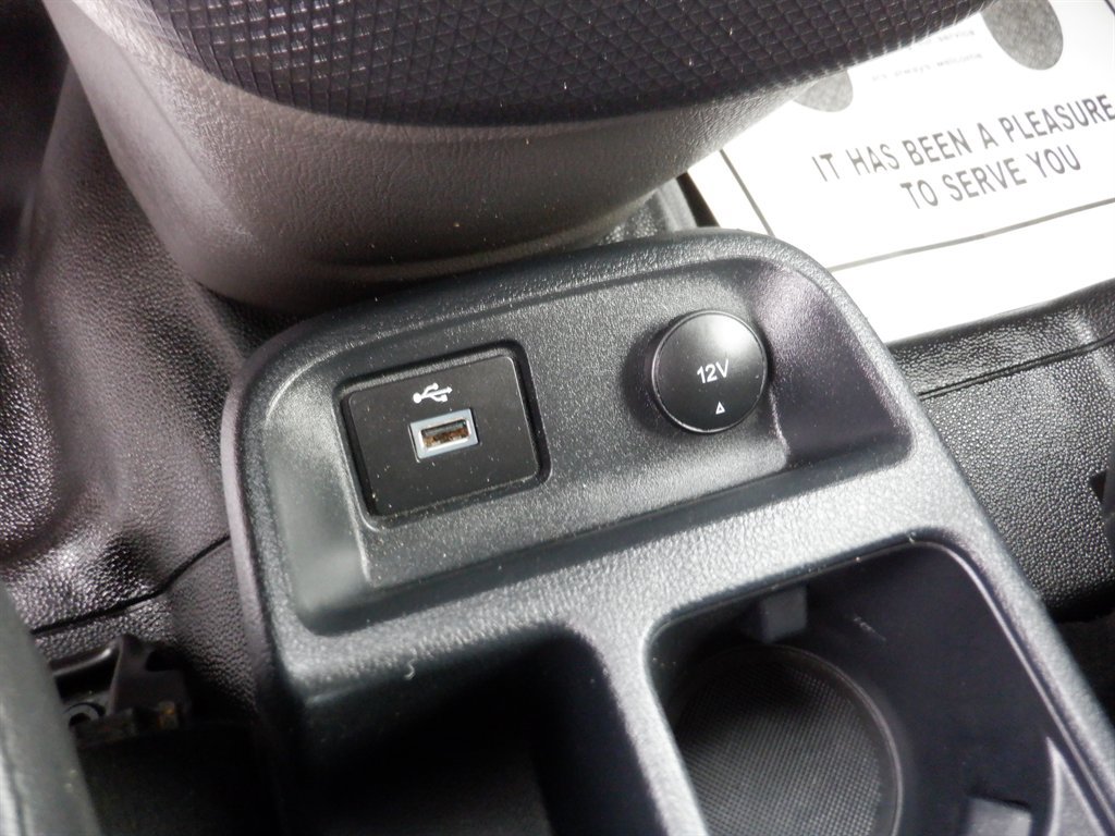 Used 2022 Ford Transit Connect XL FWD image 16