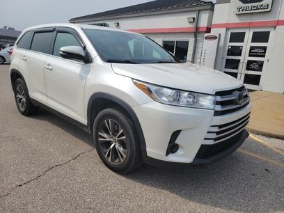 Used 2019 Toyota Highlander LE