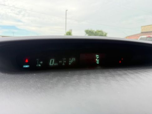 Used 2011 Toyota Prius Three w/ Navigation Pkg FWD image 27