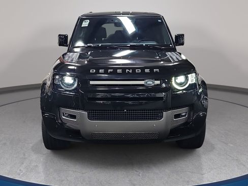 Used 2022 Land Rover Defender 110 X-Dynamic SE AWD/4WD image 2