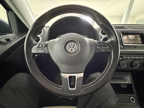 Used 2016 Volkswagen Tiguan S image 34