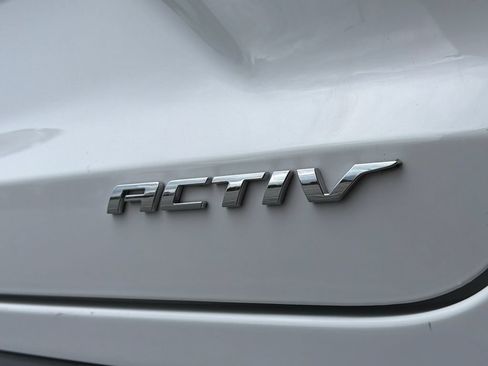 Used 2025 Chevrolet Trax ACTIV w/ Driver Confidence Package FWD image 17