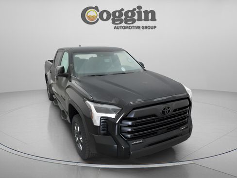 New 2026 Toyota Tundra SR5 w/ SR5 Convenience Package AWD/4WD image 28