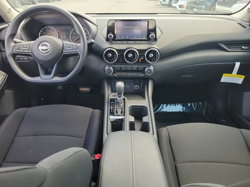 Certified 2025 Nissan Sentra S FWD image 10