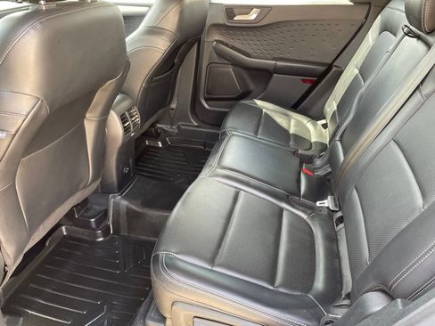 Used 2020 Ford Escape SEL FWD image 19