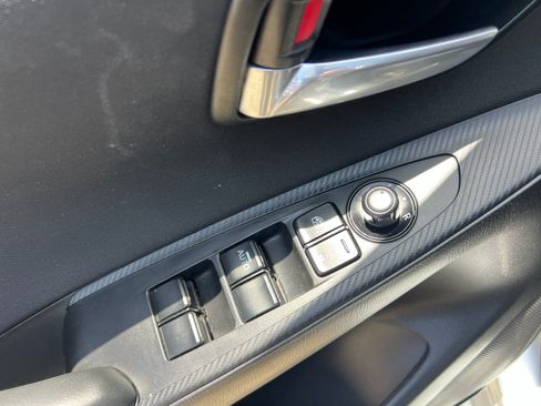Used 2018 Toyota Yaris iA FWD image 11