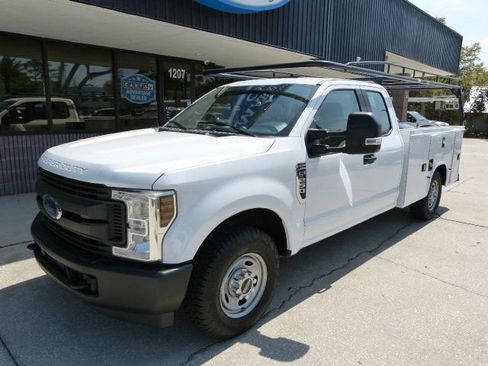 Used 2019 Ford F250 XL w/ XL Value Package image 2