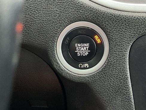 Used 2022 Dodge Charger SXT image 33