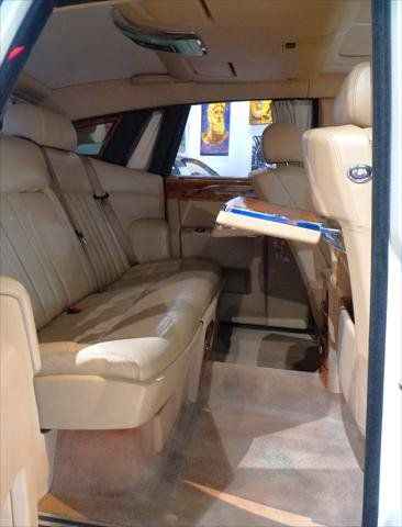 Used 2009 Rolls-Royce Phantom Sedan RWD image 15