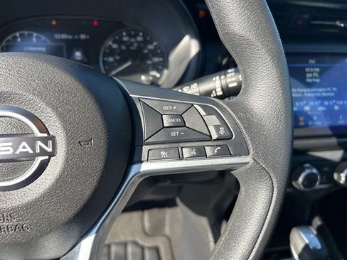 Used 2024 Nissan Kicks SV image 19