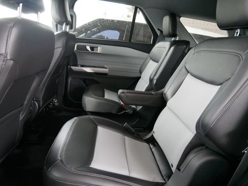 Certified 2023 Ford Explorer XLT w/ Equipment Group 202A AWD/4WD image 13