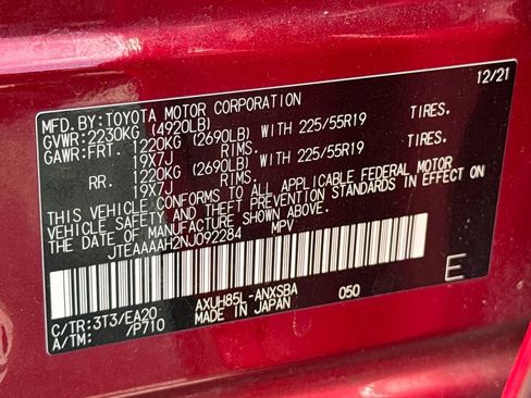 Used 2022 Toyota Venza Limited w/ Advanced Technology Package image 32