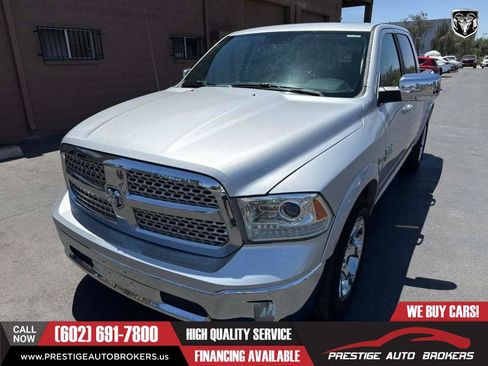 Used 2016 RAM 1500 Laramie RWD image 4