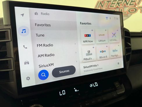 Used 2025 Toyota Tundra Platinum image 21