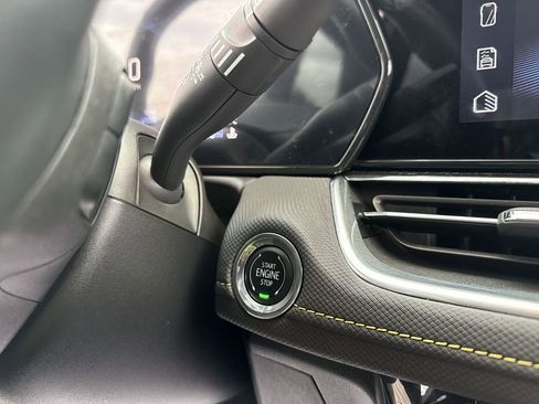 Used 2024 Chevrolet TrailBlazer ACTIV w/ Convenience Package image 16