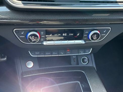 Used 2024 Audi SQ5 Prestige w/ Prestige Package AWD/4WD image 27