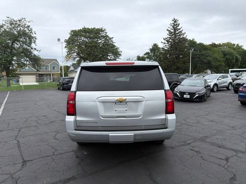 Used 2020 Chevrolet Suburban LT AWD/4WD image 7