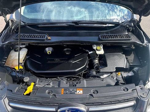Used 2015 Ford Escape SE w/ Equipment Group 201A AWD/4WD image 10