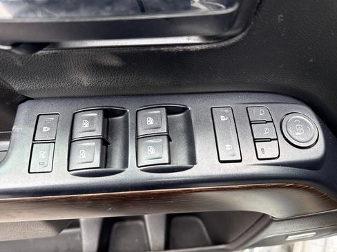 Used 2017 GMC Sierra 1500 Denali AWD/4WD image 17