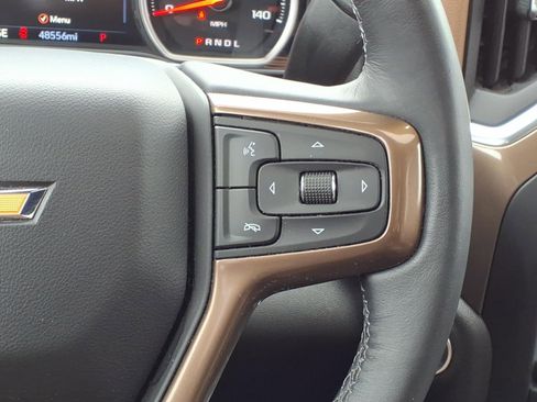 Used 2021 Chevrolet Silverado 1500 High Country w/ Technology Package image 11