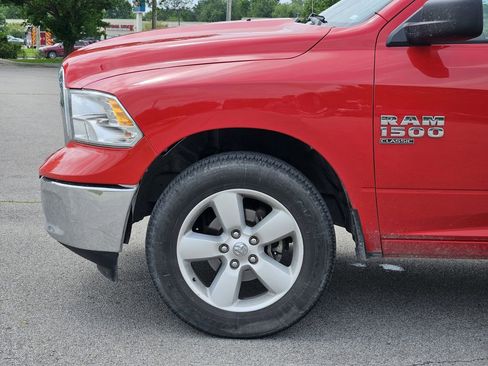 Used 2024 RAM 1500 Classic SLT AWD/4WD image 6