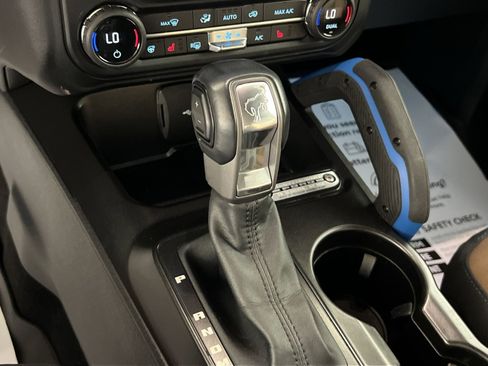 Used 2021 Ford Bronco Outer Banks image 22