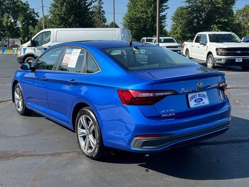 Used 2024 Volkswagen Jetta SE FWD image 28