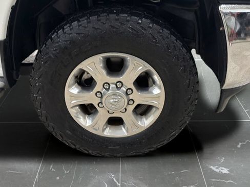 Used 2024 RAM 2500 Big Horn AWD/4WD image 14