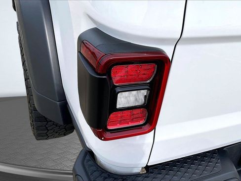 Used 2021 Jeep Gladiator Mojave w/ LED Lighting Group AWD/4WD image 32