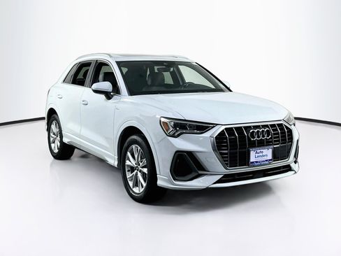 Used 2021 Audi Q3 2.0T Premium Plus w/ Premium Plus Package AWD/4WD image 3