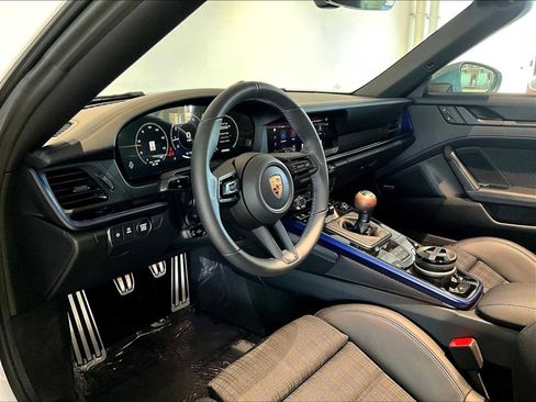 New 2026 Porsche 911 Carrera T image 4