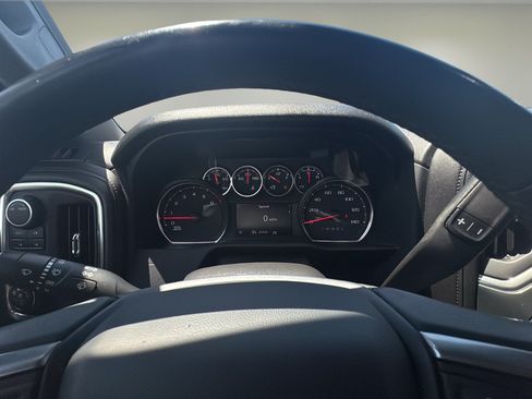Used 2022 Chevrolet Silverado 1500 RST AWD/4WD image 9