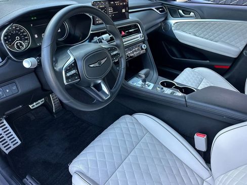 Used 2025 Genesis G70 3.3T Advanced w/ Sport Prestige Package image 10