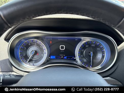 Used 2019 Chrysler 300 Touring L w/ Quick Order Package 22F RWD image 40