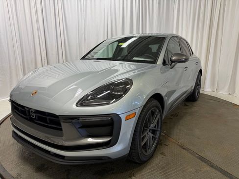 Certified 2026 Porsche Macan Turbo AWD/4WD image 39